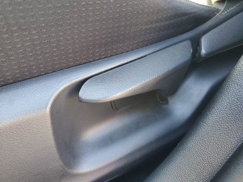 Used 2017 Toyota Prius Four image 14