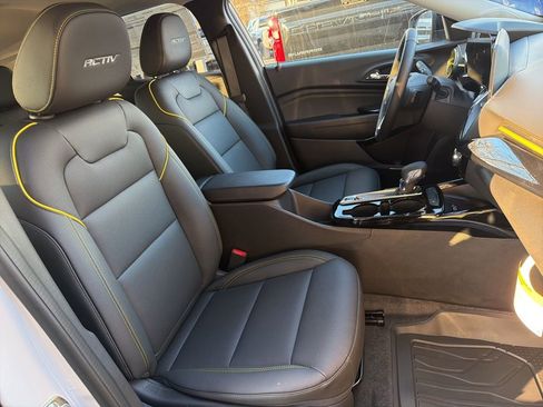 New 2026 Chevrolet Trax ACTIV w/ Sunroof Package image 23