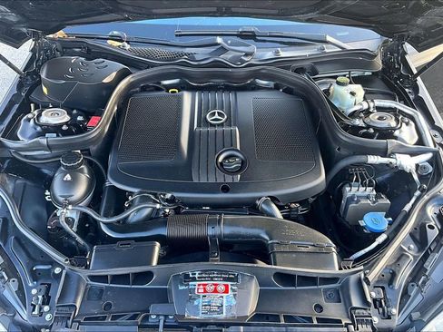 Used 2016 Mercedes-Benz E 250 Sedan w/ Premium Package image 13