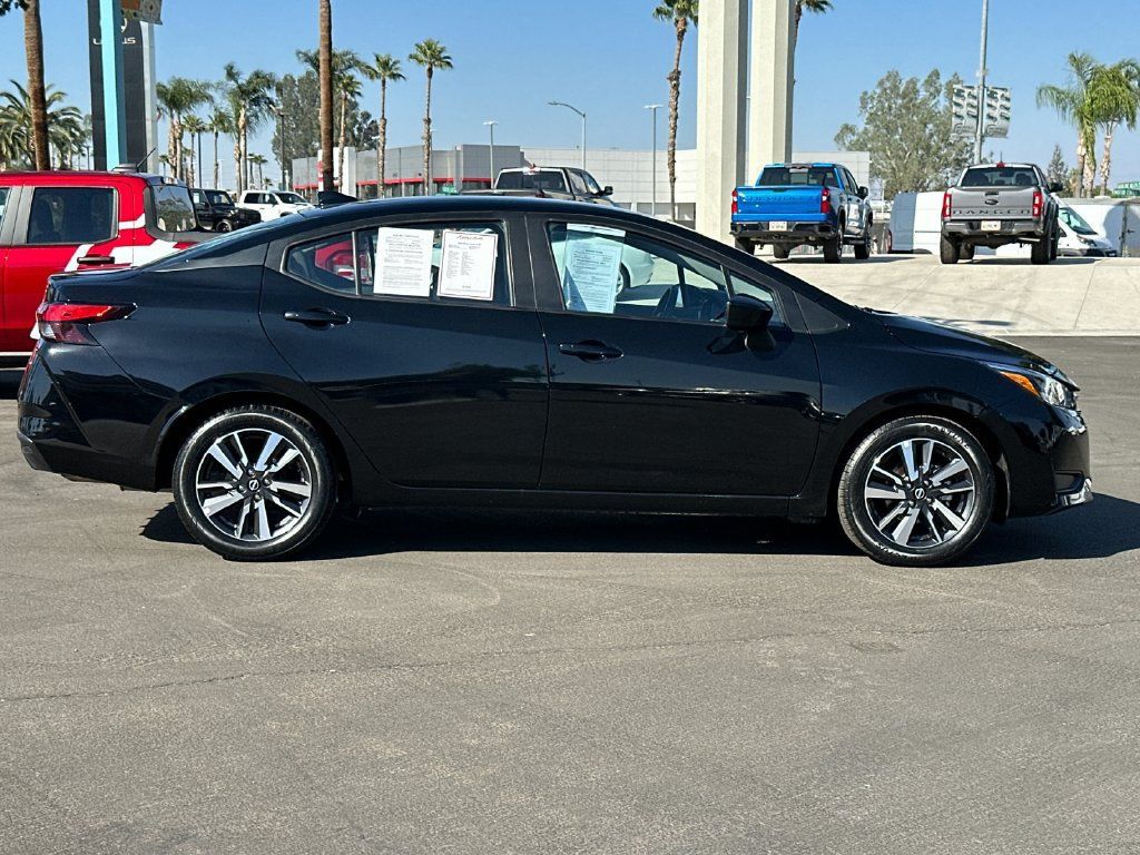 Used 2025 Nissan Versa SV FWD image 6