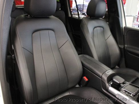 Used 2021 Mercedes-Benz GLB 250 4MATIC image 38