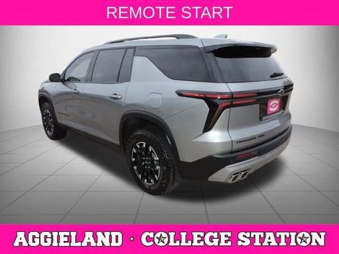 Certified 2025 Chevrolet Traverse Z71 w/ Enhanced Driving Package AWD/4WD image 6