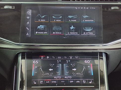 Used 2023 Audi Q8 Prestige AWD/4WD image 19