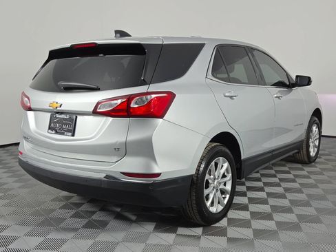 Used 2018 Chevrolet Equinox LT FWD image 7