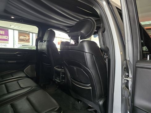 Used 2019 RAM 1500 Limited AWD/4WD image 18