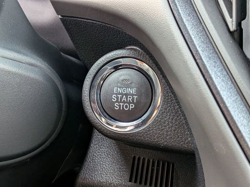 Used 2025 Subaru Crosstrek 2.5i Limited w/ Crosstrek Mirror Package image 23