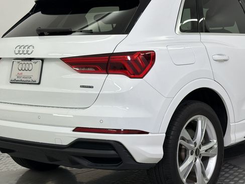 Used 2024 Audi Q3 2.0T Premium w/ Convenience Package AWD/4WD image 24