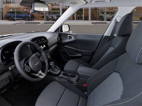 New 2025 Kia Soul EX FWD image 17