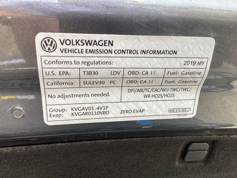 Used 2019 Volkswagen Jetta SE w/ Cold Weather Package FWD image 18