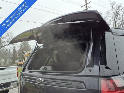 Used 2023 Chevrolet Tahoe Z71 w/ Luxury Package image 12