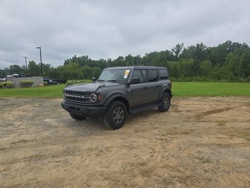 Used 2025 Ford Bronco Big Bend AWD/4WD image 2