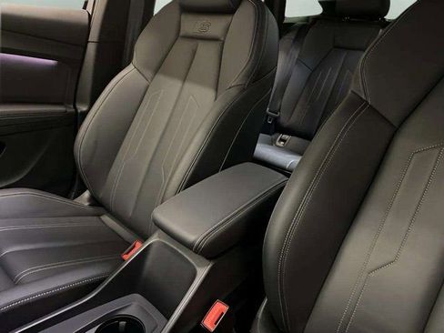 Used 2024 Audi Q4 e-tron Premium Plus w/ Premium Plus image 65