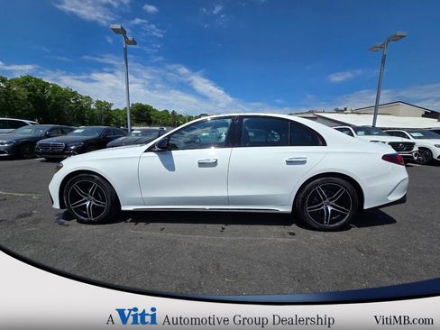 Used 2024 Mercedes-Benz E 350 4MATIC Sedan image 5