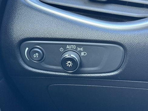 Used 2023 Chevrolet Malibu LT w/ Driver Confidence Package image 43