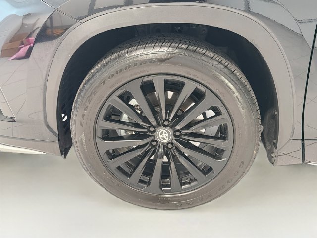 Certified 2026 Toyota Highlander XSE AWD/4WD image 26