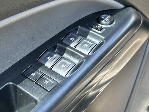 Used 2022 Chevrolet Colorado W/T w/ Custom Special Edition AWD/4WD image 29
