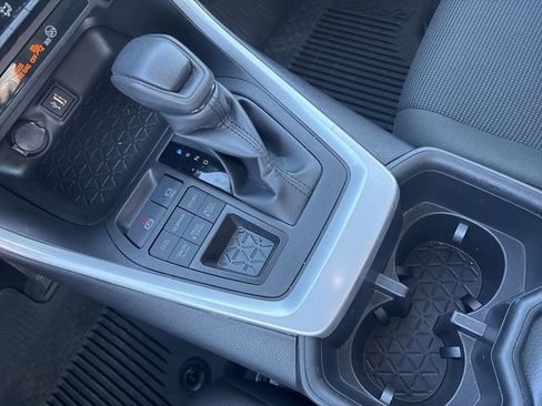 Certified 2024 Toyota RAV4 LE image 31