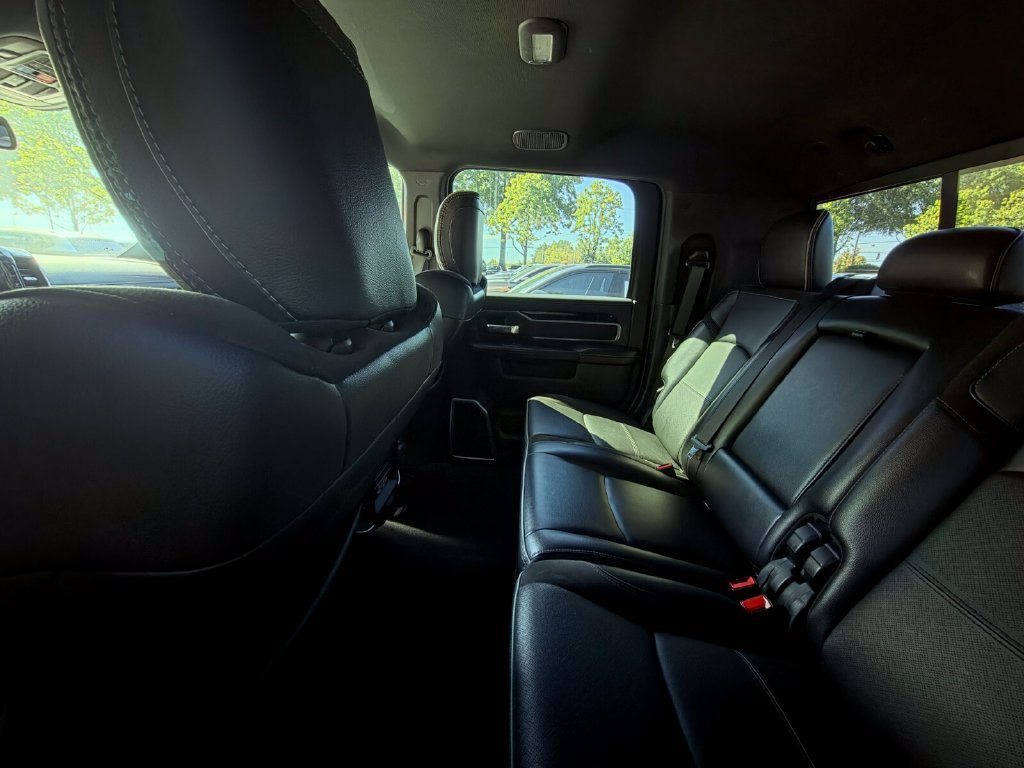 Used 2020 RAM 2500 Laramie w/ Night Edition AWD/4WD image 10