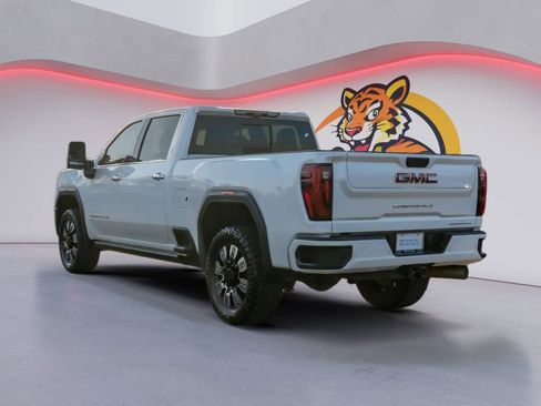 Used 2024 GMC Sierra 2500 Denali w/ Denali Reserve Package image 7