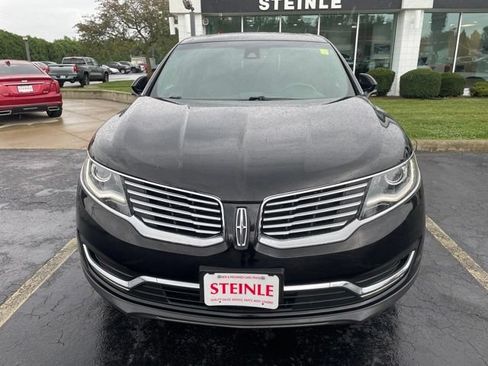 Used 2017 Lincoln MKX Reserve w/ Driver Assistance Package FWD image 2