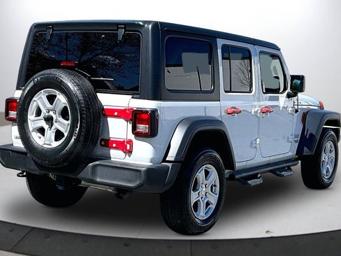 Certified 2018 Jeep Wrangler Unlimited Sport S image 9