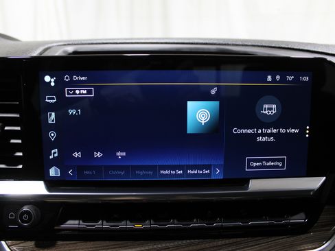 Used 2022 Chevrolet Silverado 1500 RST image 15