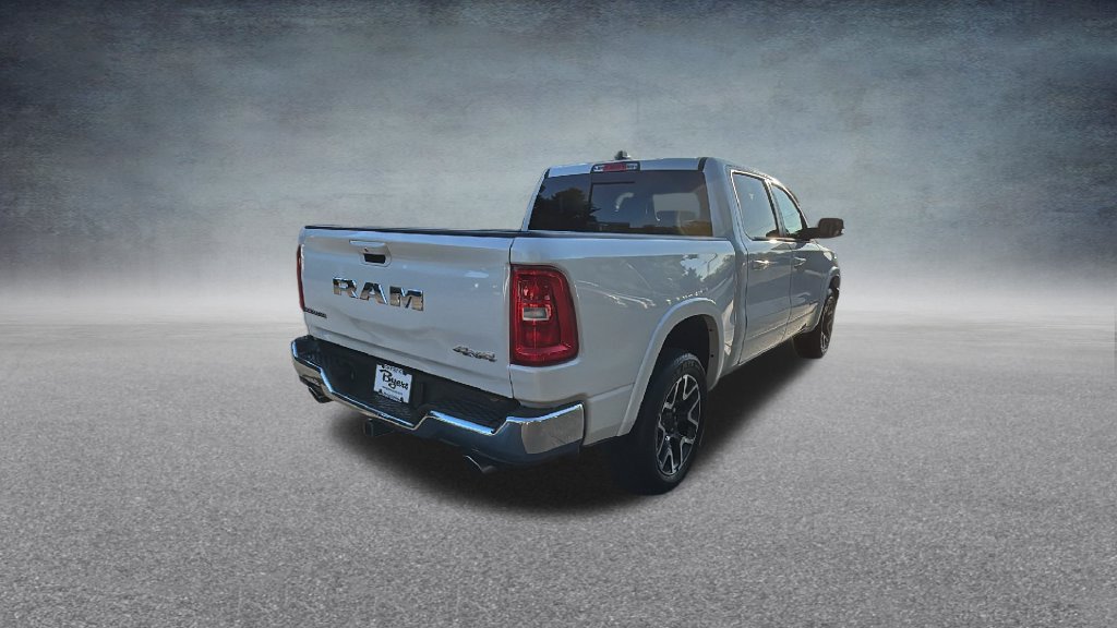 Used 2025 RAM 1500 Laramie AWD/4WD image 28