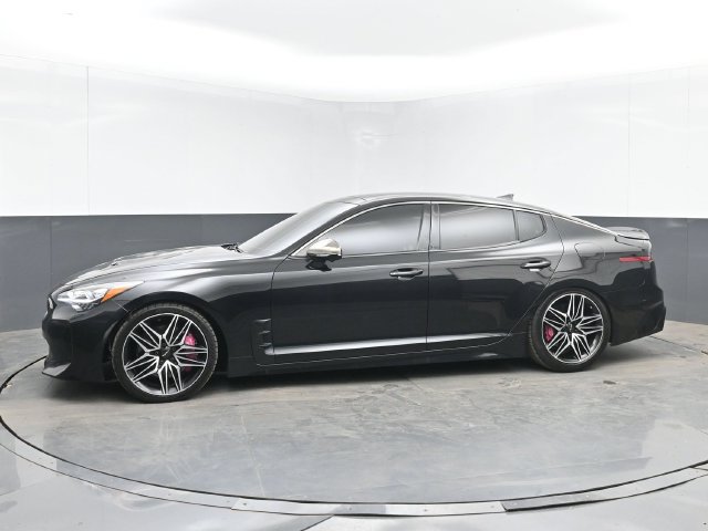 Used 2022 Kia Stinger GT2 w/ Red Interior Color Package RWD image 6