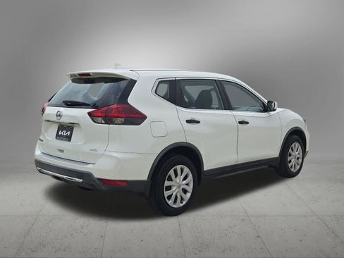 Used 2019 Nissan Rogue S AWD/4WD image 6