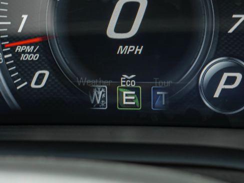 Used 2015 Chevrolet Corvette Stingray Convertible w/ 2LT Preferred Equipment Group RWD image 28