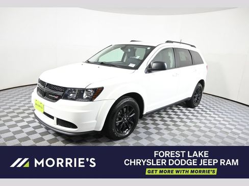 Used 2020 Dodge Journey SE w/ Blacktop Package FWD image 1