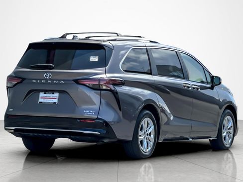 Certified 2024 Toyota Sienna Limited AWD/4WD image 5