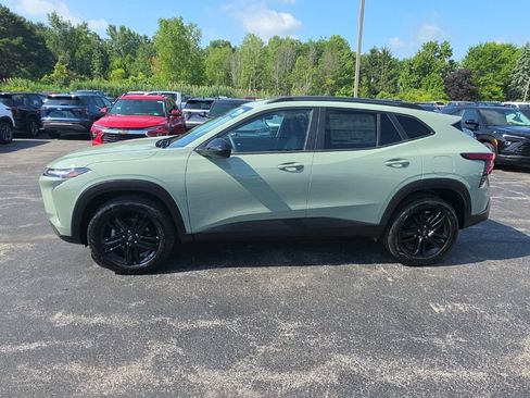 New 2026 Chevrolet Trax ACTIV w/ Driver Confidence Package FWD image 4