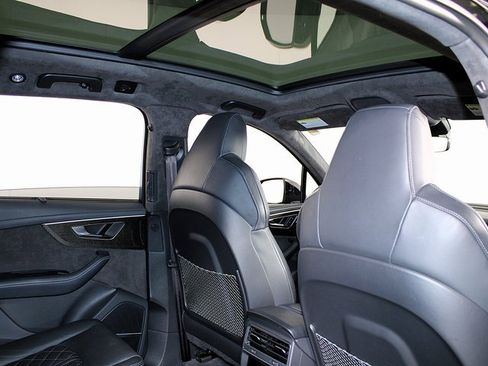 Used 2021 Audi SQ7 Prestige image 25