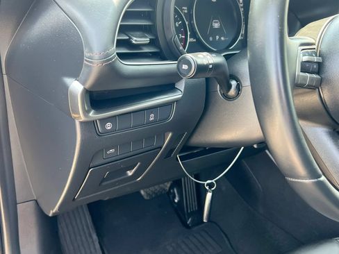 Used 2020 MAZDA MAZDA3 Sedan w/ Select Package FWD image 13