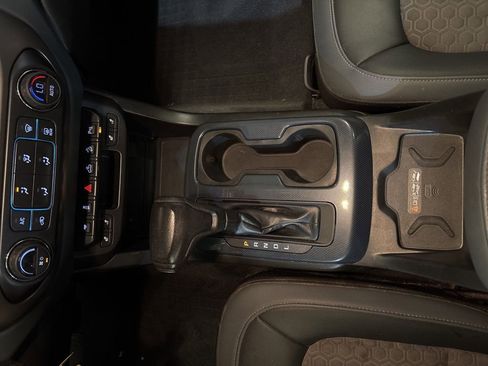 Used 2021 Chevrolet Colorado Z71 image 30