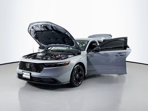 Used 2025 Honda Accord SE image 20