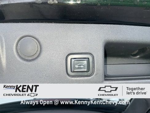 Used 2020 Chevrolet Equinox LT image 8