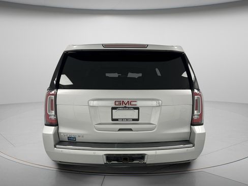 Used 2019 GMC Yukon Denali AWD/4WD image 7