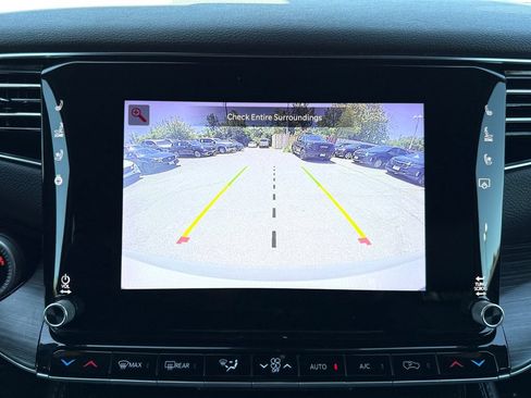 Used 2024 Jeep Wagoneer L Series II w/ Flexible Seating Group RWD image 12