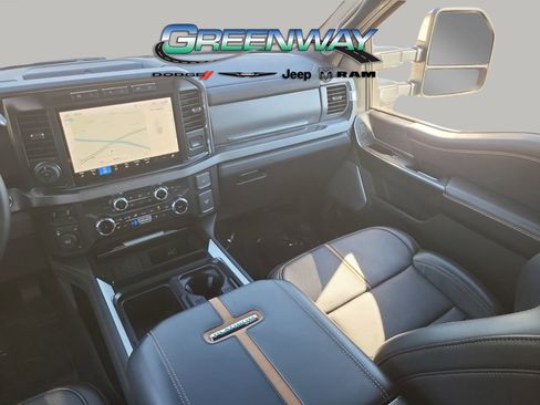 Used 2024 Ford F350 Platinum w/ FX4 Off-Road Package image 11