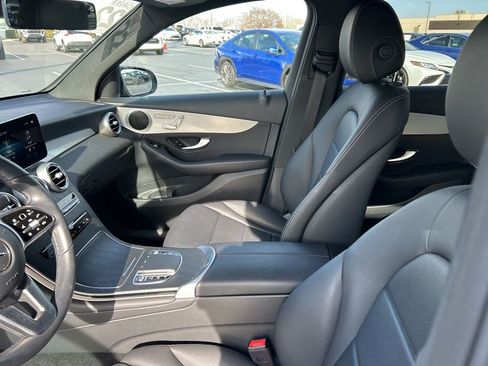 Used 2022 Mercedes-Benz GLC 300 w/ Premium Package Lite image 2