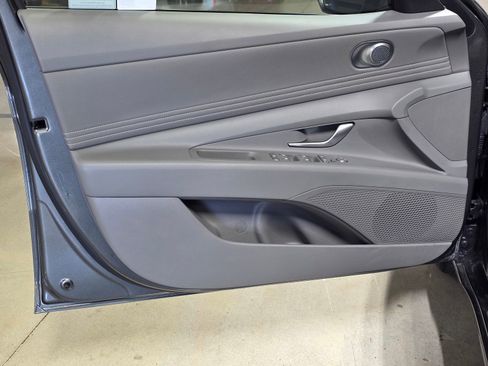 Certified 2025 Hyundai Elantra Sport FWD image 20