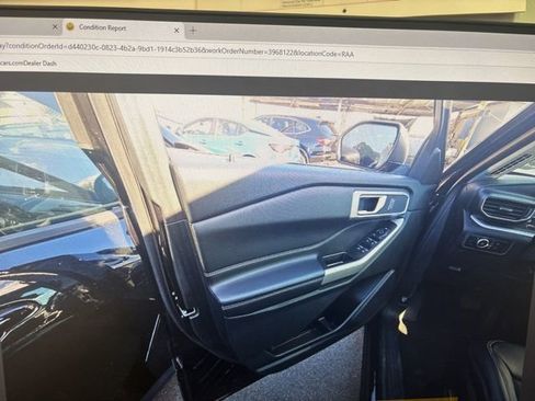 Used 2023 Ford Explorer XLT w/ Equipment Group 202A image 9