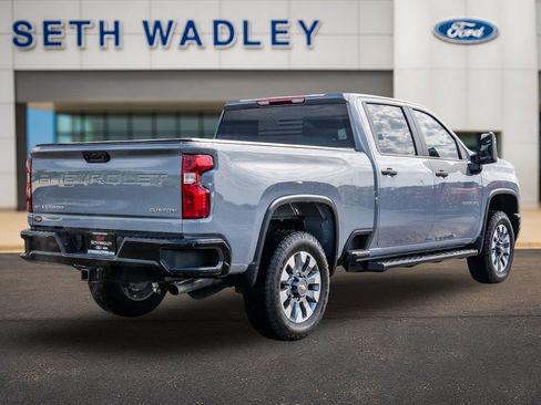 Used 2025 Chevrolet Silverado 2500 Custom w/ Custom Convenience Package AWD/4WD image 7
