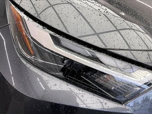 New 2025 Toyota RAV4 XLE image 15