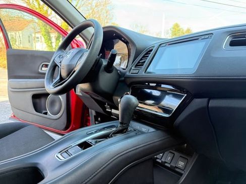 Used 2016 Honda HR-V EX image 22