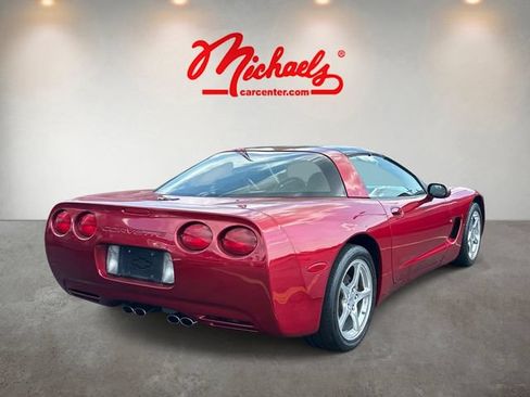 Used 2001 Chevrolet Corvette Coupe w/ Preferred Equipment Group1 RWD image 3