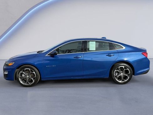 Used 2023 Chevrolet Malibu LT image 2