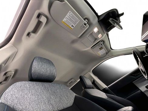 Used 2025 Ford Maverick XLT w/ Equipment Group 302A image 23